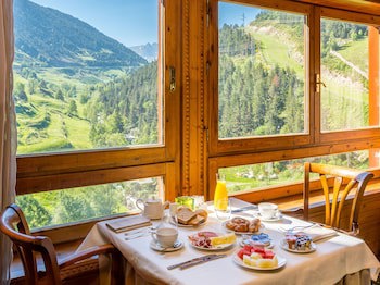 Sport Hotel Village