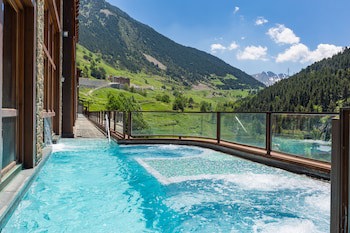 Sport Hotel Village