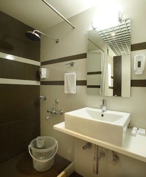 Bizz Tamanna Hotel Hinjawadi, Pune
