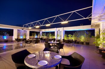 Bizz Tamanna Hotel Hinjawadi, Pune