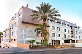Astral Nirvana Club Hotel
