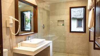 Neptune Village Beach Resort & Spa All Inclusive