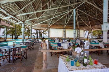 Neptune Village Beach Resort & Spa All Inclusive