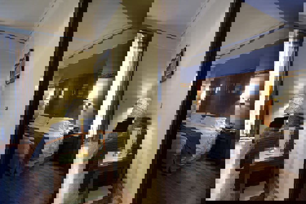 Suites Gran Via 44 Apartahotel