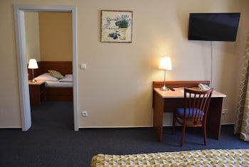Aparthotel Austria Suites