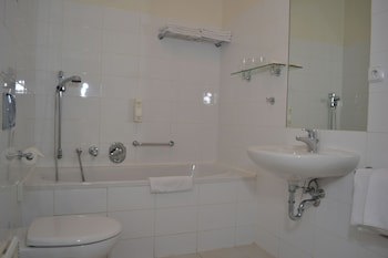 Aparthotel Austria Suites