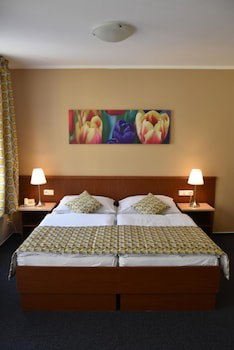 Aparthotel Austria Suites