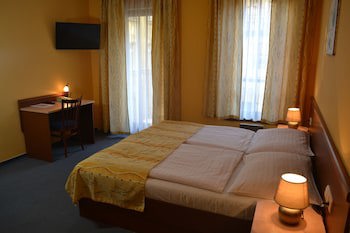 Aparthotel Austria Suites