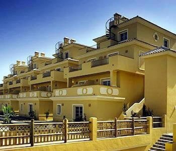 Apartamentos Vista Real