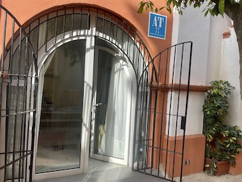Apartamentos Puerto Sherry