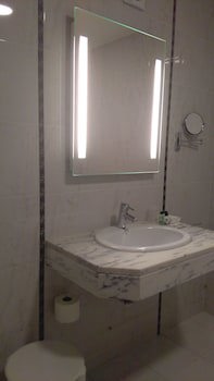 Aveiro Center Hotel