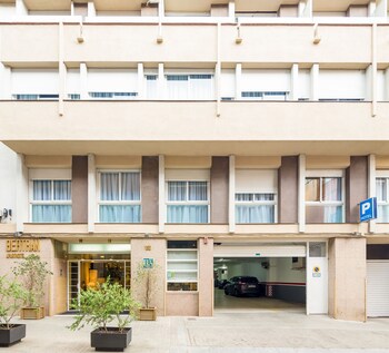 Aparthotel Bertran