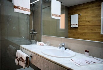 Aparthotel Bertran