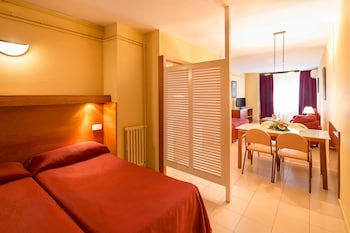 Aparthotel Bertran
