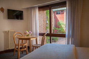 Hotel Del Bosque