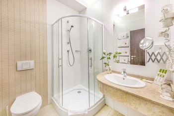 Budapest Airport Hotel Stacio Superior Wellness