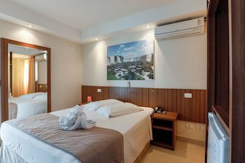 Del Rey Quality Hotel