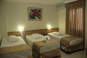 Del Rey Quality Hotel