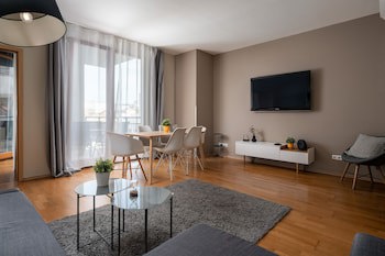 Central Passage Apartments By Vagabond