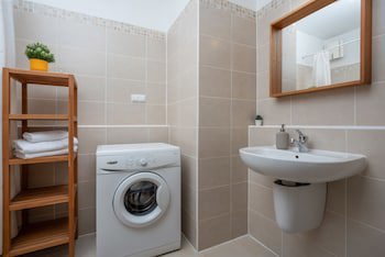 Central Passage Apartments By Vagabond