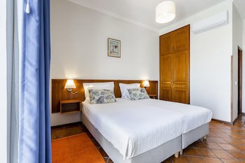 Residencial Maras