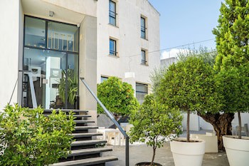 Hotel Yit El Postigo