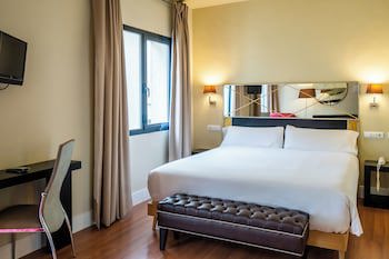 Hotel Yit El Postigo