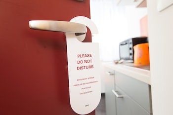 Design Sleepy Cologne galeri fotoğrafı