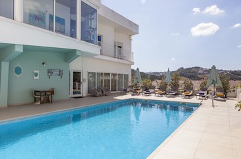 Boutique Hotel Casa Do Outeiro - Arts & Crafts