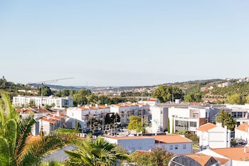 Boutique Hotel Casa Do Outeiro - Arts & Crafts