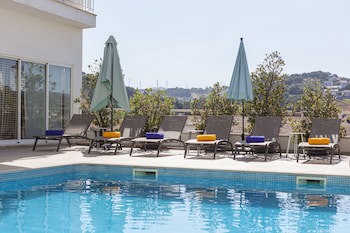 Boutique Hotel Casa Do Outeiro - Arts & Crafts