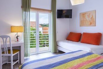 Boutique Hotel Casa Do Outeiro - Arts & Crafts