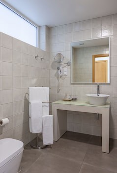 Boutique Hotel Casa Do Outeiro - Arts & Crafts