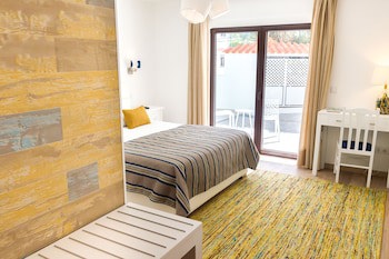 Boutique Hotel Casa Do Outeiro - Arts & Crafts