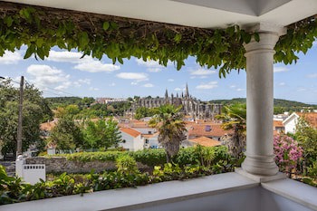 Boutique Hotel Casa Do Outeiro - Arts & Crafts
