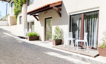 Boutique Hotel Casa Do Outeiro - Arts & Crafts