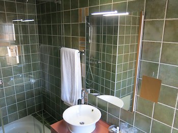 Boutique Hotel Casa Do Outeiro - Arts & Crafts