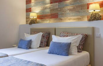 Boutique Hotel Casa Do Outeiro - Arts & Crafts