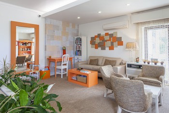 Boutique Hotel Casa Do Outeiro - Arts & Crafts