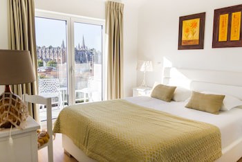 Boutique Hotel Casa Do Outeiro - Arts & Crafts