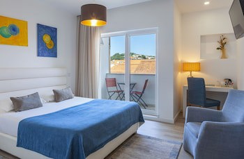 Boutique Hotel Casa Do Outeiro - Arts & Crafts