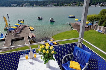 Barry Memle Lake Side Resort