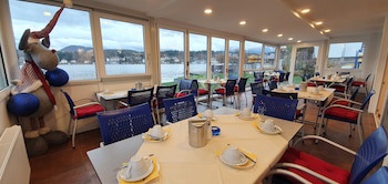 Barry Memle Lake Side Resort