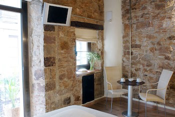 Ainb Picasso Corders Apartments