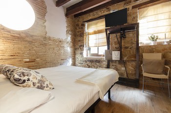 Ainb Picasso Corders Apartments