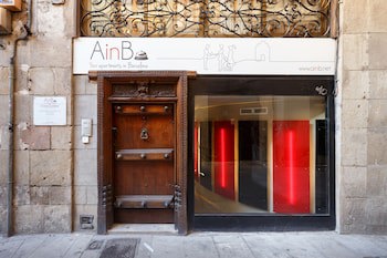 Ainb Picasso Corders Apartments