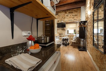 Ainb Picasso Corders Apartments