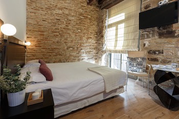 Ainb Picasso Corders Apartments
