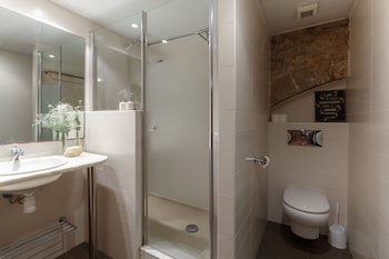 Ainb Picasso Corders Apartments