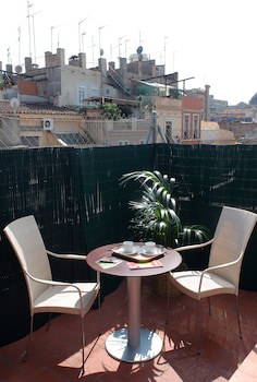 Ainb Picasso Corders Apartments